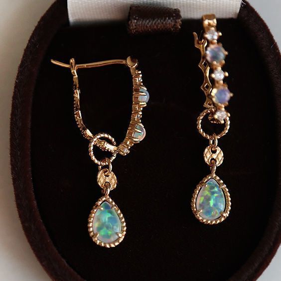 Opal Earring