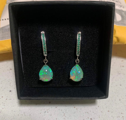 Emerald Glow Drop Earrings